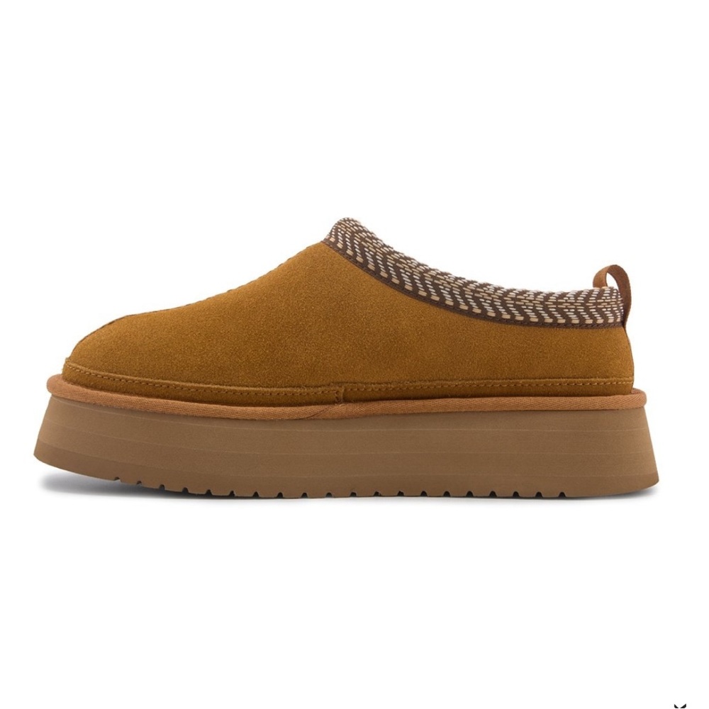 Women’s Suede Platform Slip-On Clog in Camel